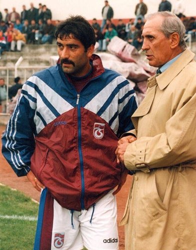Özkan Sümer