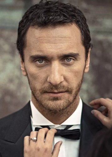 Fırat Çelik