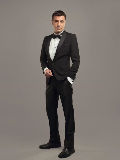 Tayanç Ayaydın