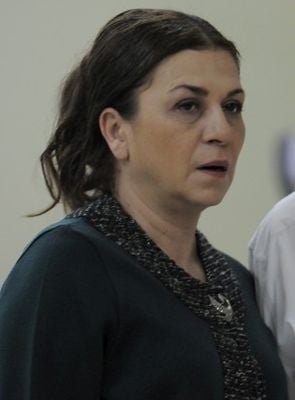 Özay Fecht