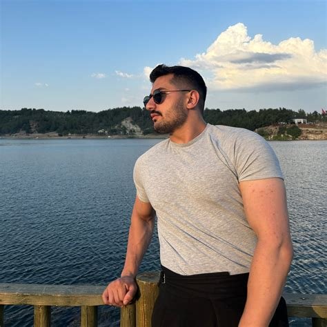 Onur Tuncer