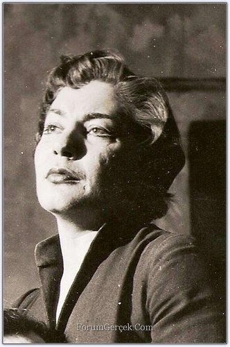 Macide Tanır