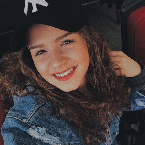 Zeynep Melis Girşen