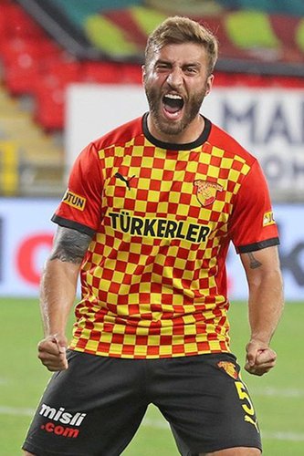 Alpaslan Öztürk