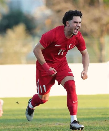 Tuğra Turhan