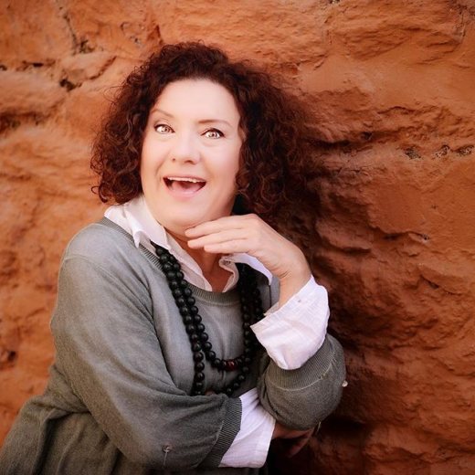 Ayşenil Şamlıoğlu