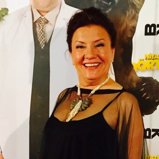Ayşenil Şamlıoğlu