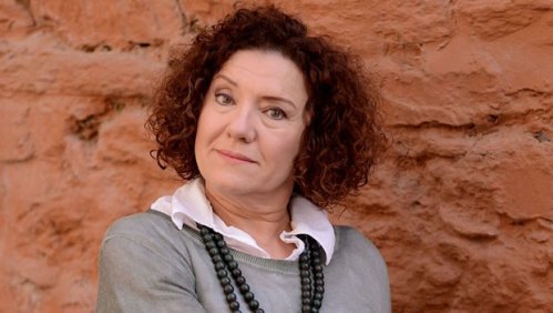 Ayşenil Şamlıoğlu