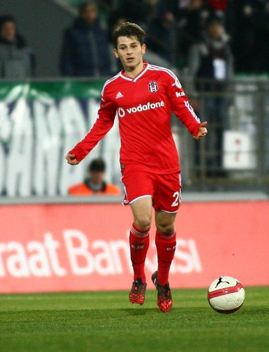 Eslem Öztürk