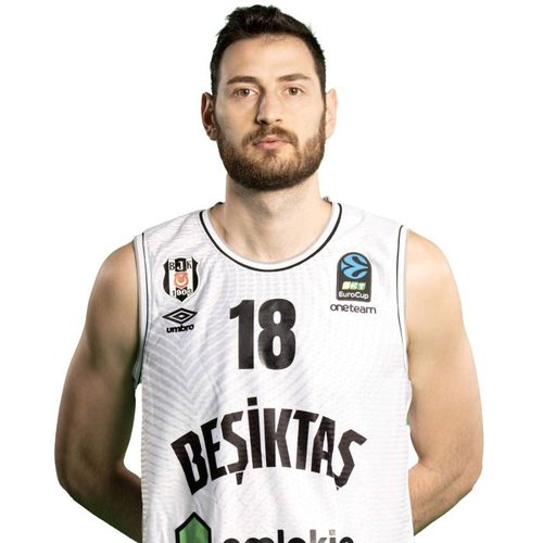 Egehan Arna