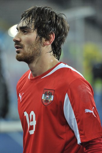 Veli Kavlak
