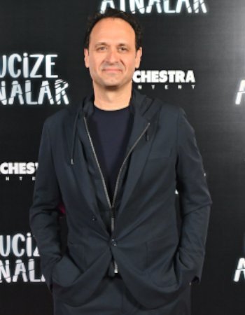 Tolga Örnek