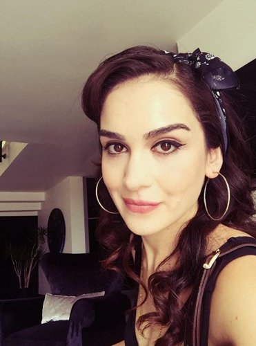 Hande Kaptan