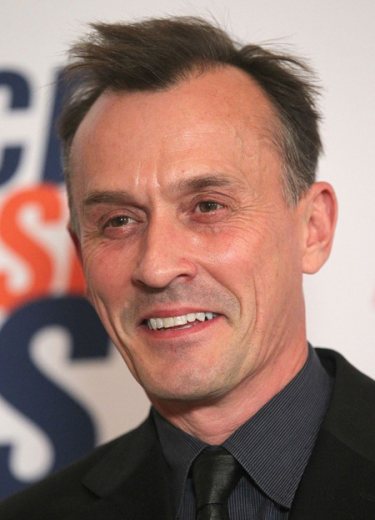 Robert Knepper