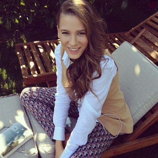 Serenay Sarıkaya
