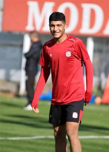 Yunus Emre Konak