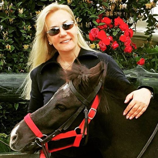 Filiz Aker