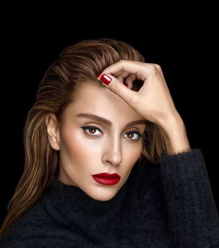 Özge Ulusoy