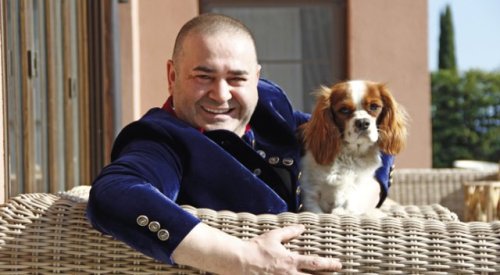 Şafak Sezer
