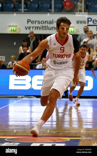 Semih Erden