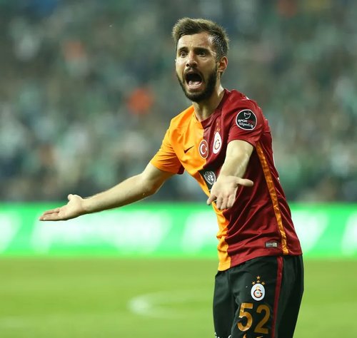 Emre Çolak