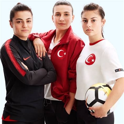 Emine Demir