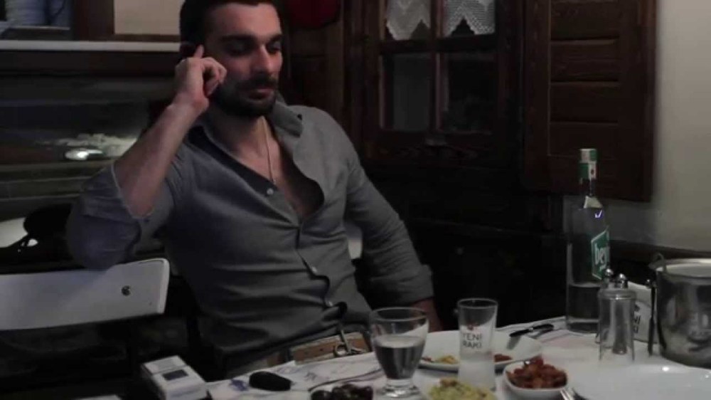 مائدة الراكي (Rakı Masası)