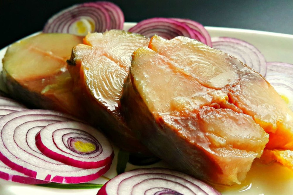Pickled tunny (Lakerda)