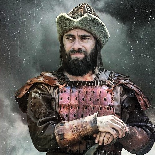 Diriliş Ertuğrul Doğan Bey'in (Cavit Çetin Güner) Boyu Kaç?