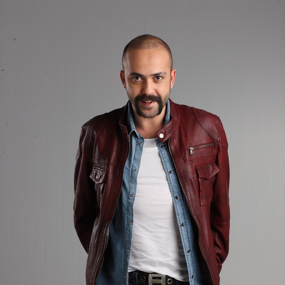 Paramparça Demir (Sarp Akkaya) Vikipedi