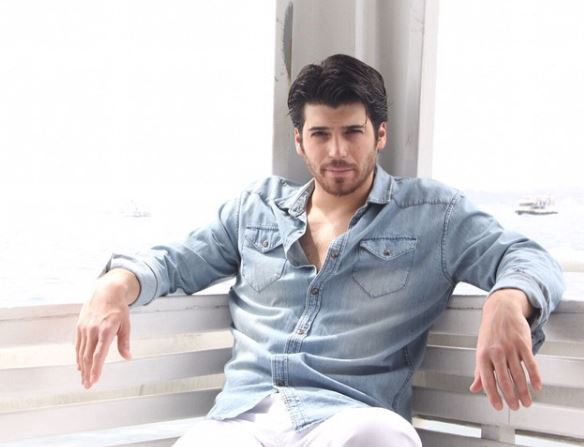 Dolunay Dizisi Ferit (Can Yaman) Vikipedi