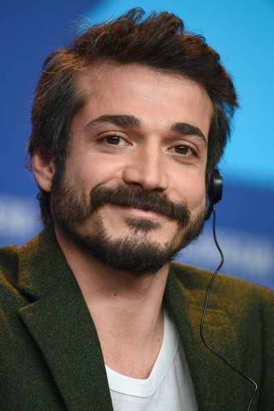 Hercai Dizisi Fırat (Cahit Gök) Kaç Yaşında?